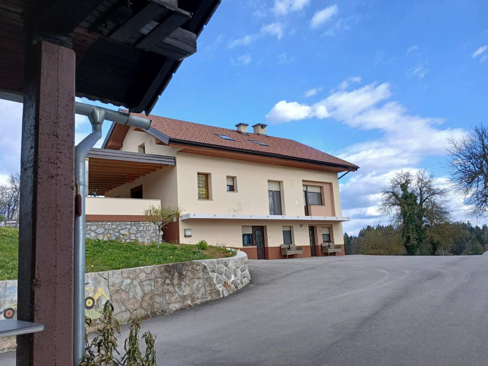 Farm Ana Apartma Visnja Gora